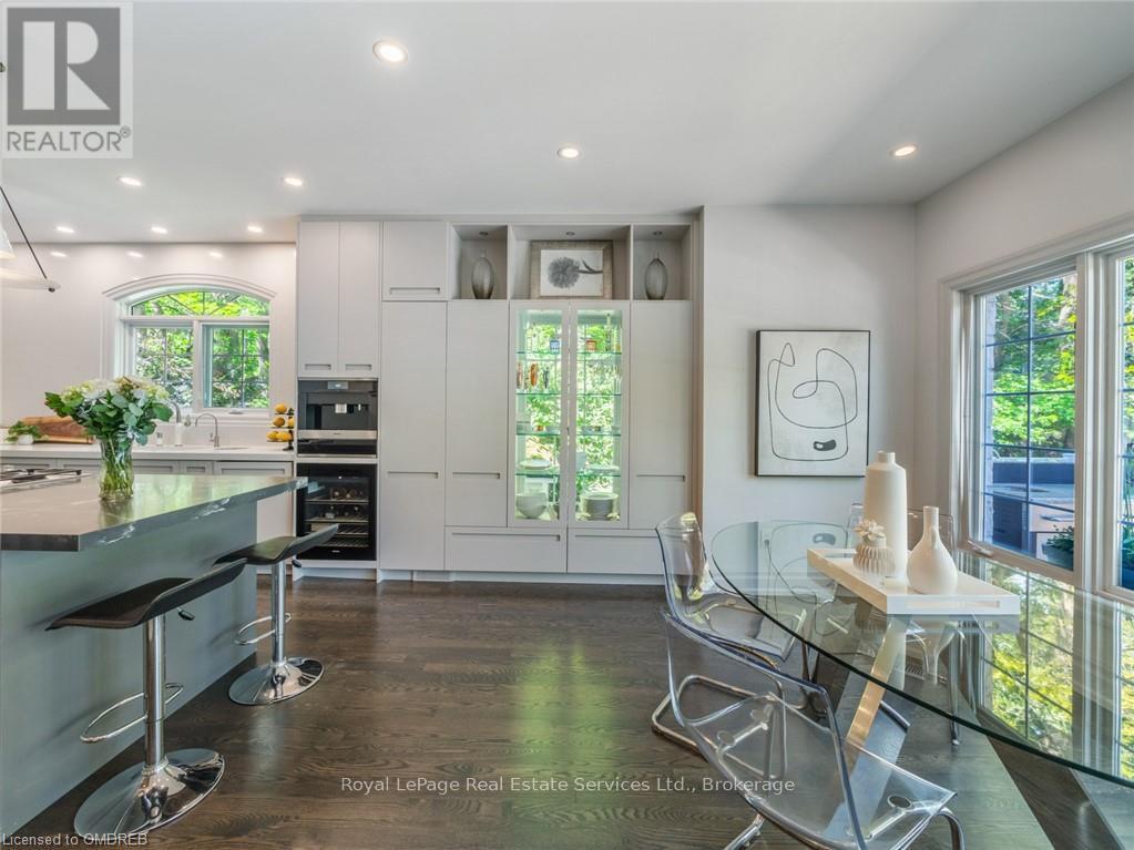 235 Lakewood Drive, Oakville, Ontario  L6K 1B3 - Photo 15 - W10404191