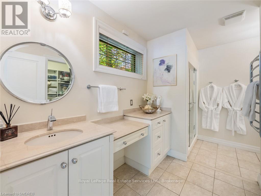 235 Lakewood Drive, Oakville, Ontario  L6K 1B3 - Photo 29 - W10404191