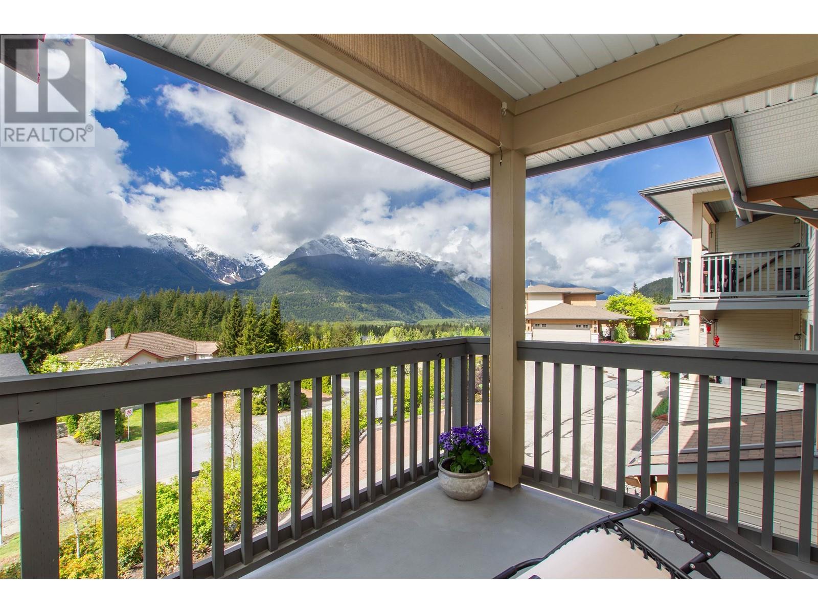 4 1026 Glacier View Drive, Squamish, British Columbia  V8B 0G1 - Photo 4 - R2921329