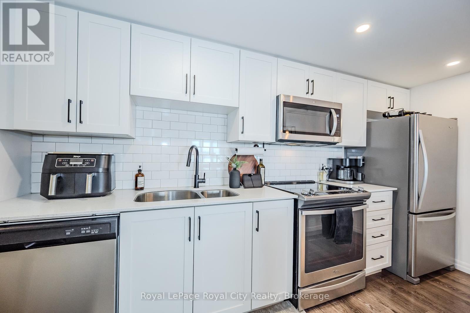 205 - 108 Summit Ridge Drive, Guelph, Ontario  N1E 6X2 - Photo 12 - X11887487