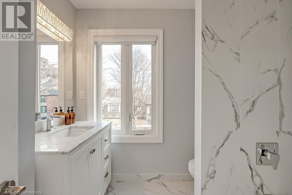 14 Bowsprit Avenue, Toronto, Ontario  M9P 2Y5 - Photo 37 - 40687126