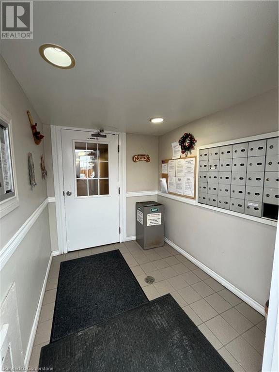 41 Valleyview Road Unit# 34, Kitchener, Ontario  N2E 3H9 - Photo 31 - 40686812