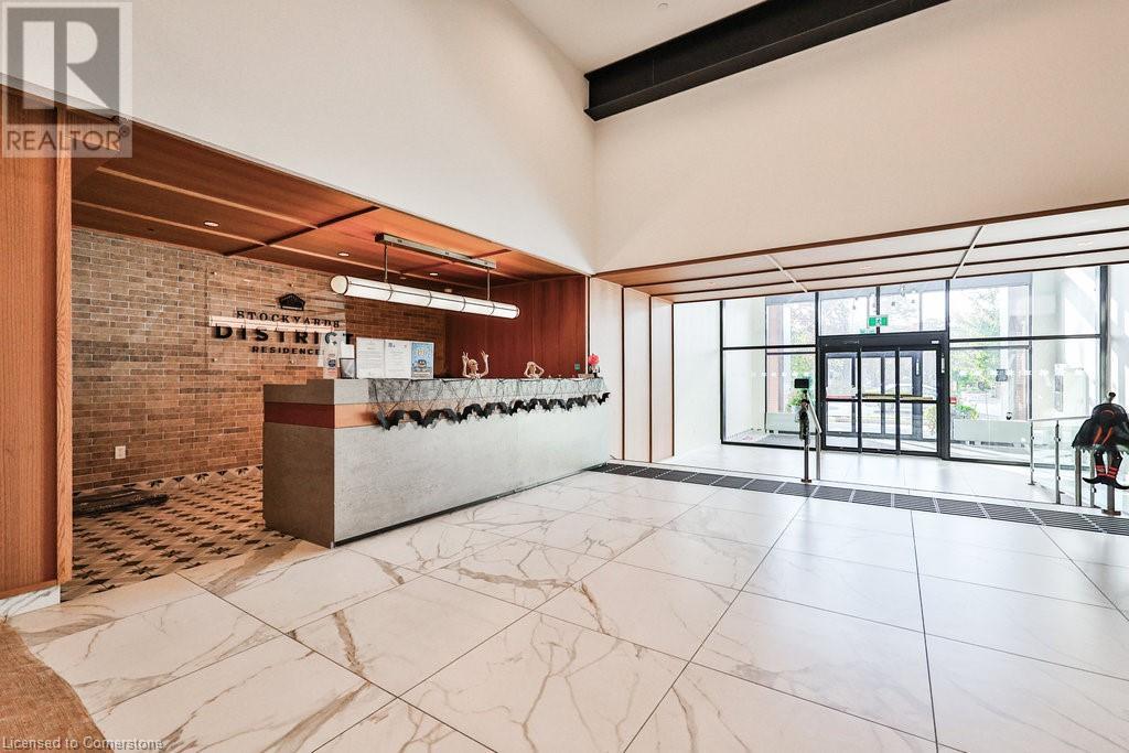 2300 St Clair Avenue W Unit# 718, Toronto, Ontario  M6N 0B3 - Photo 2 - 40667271