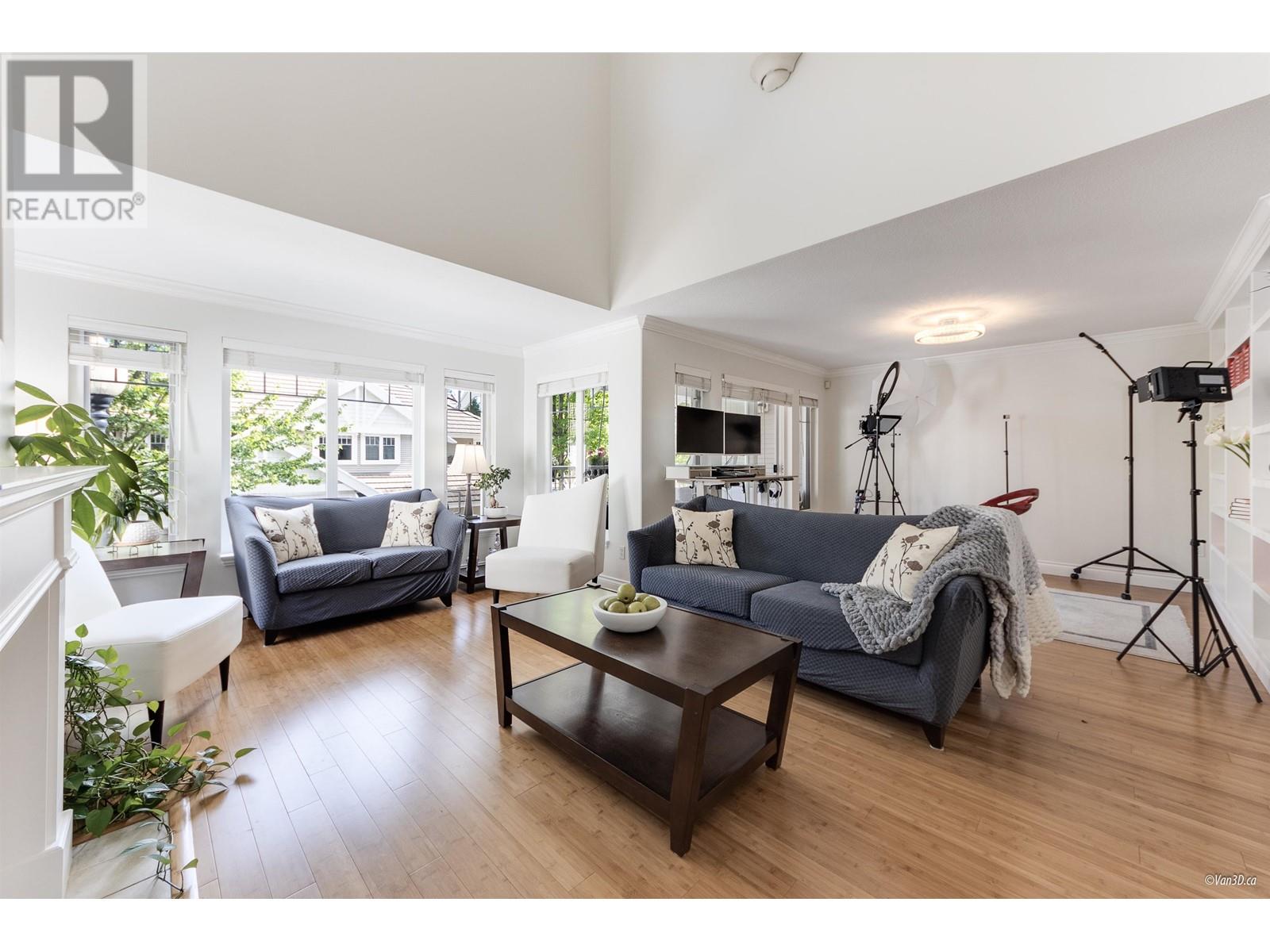 37 3405 Plateau Boulevard, Coquitlam, British Columbia  V3E 3L7 - Photo 8 - R2928468