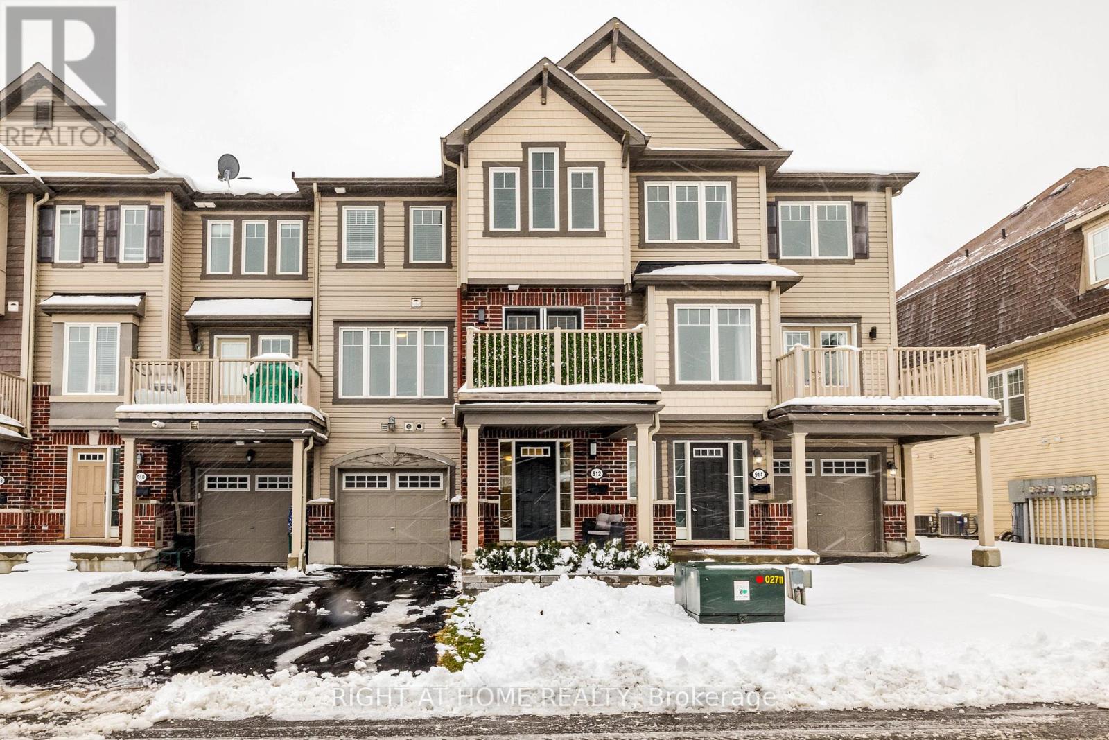 912 MESSOR CRESCENT, Ottawa, Ontario