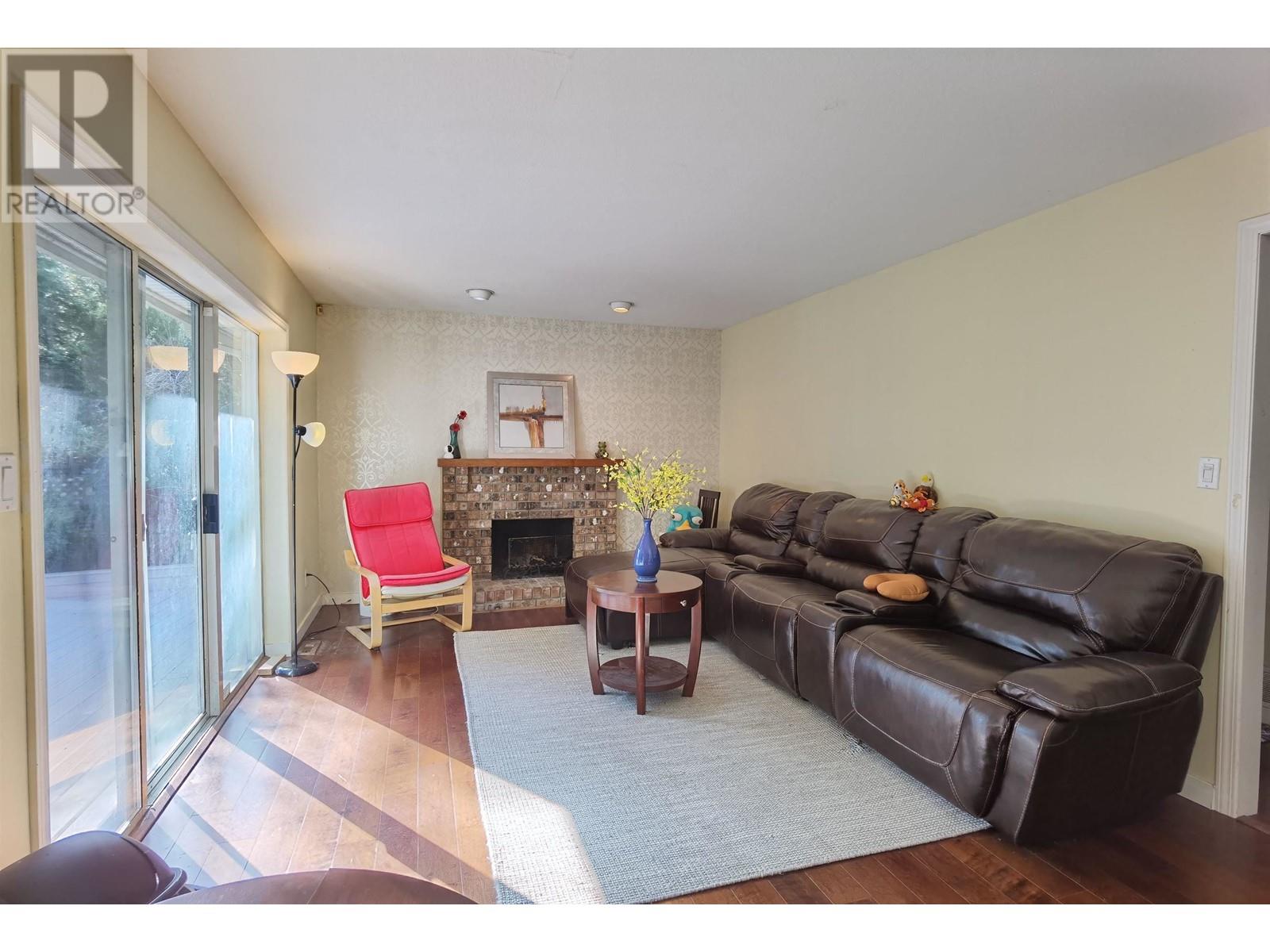 10411 Athabasca Drive, Richmond, British Columbia  V7A 4Z4 - Photo 6 - R2952237