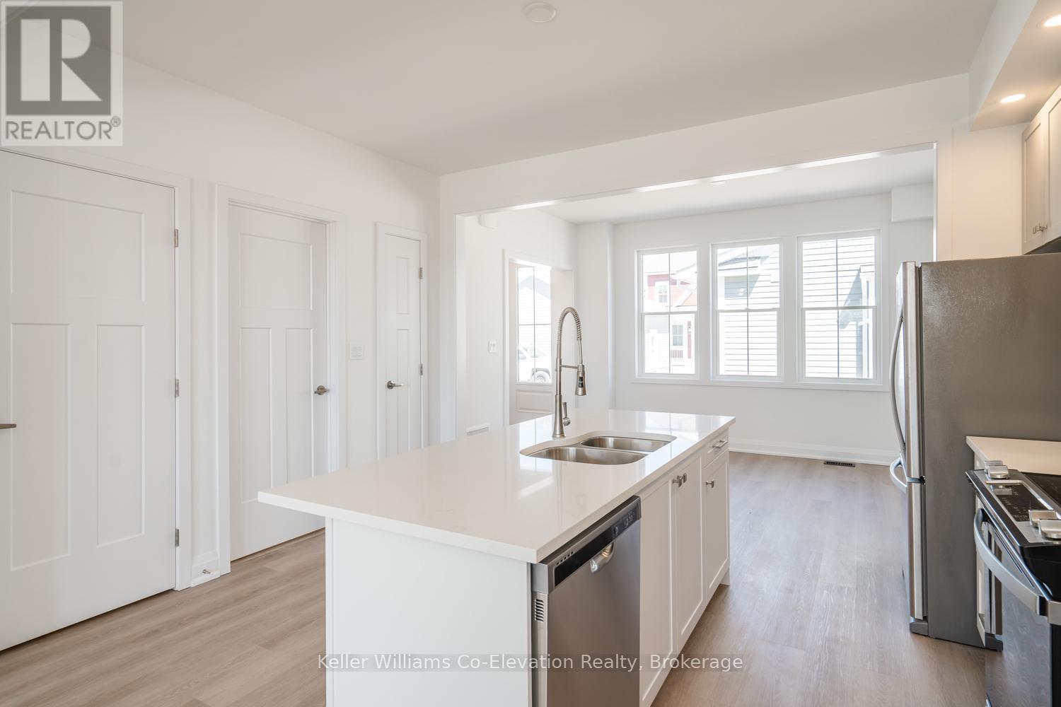 30 Danielle Crescent, Midland, Ontario  L4R 0A9 - Photo 6 - S11906496