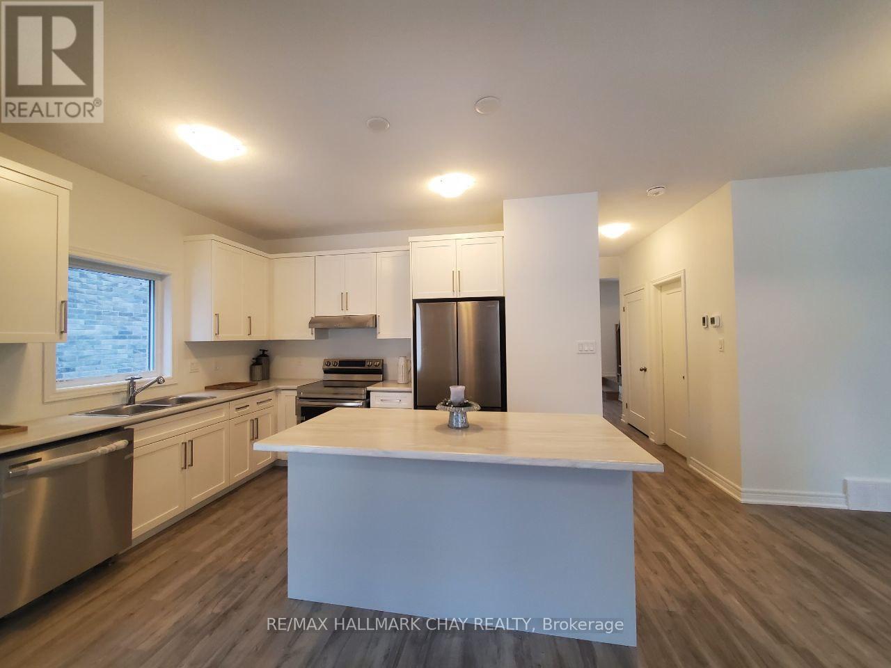 3 Kerr Street, Collingwood, Ontario  L9Y 4B3 - Photo 6 - S11906443