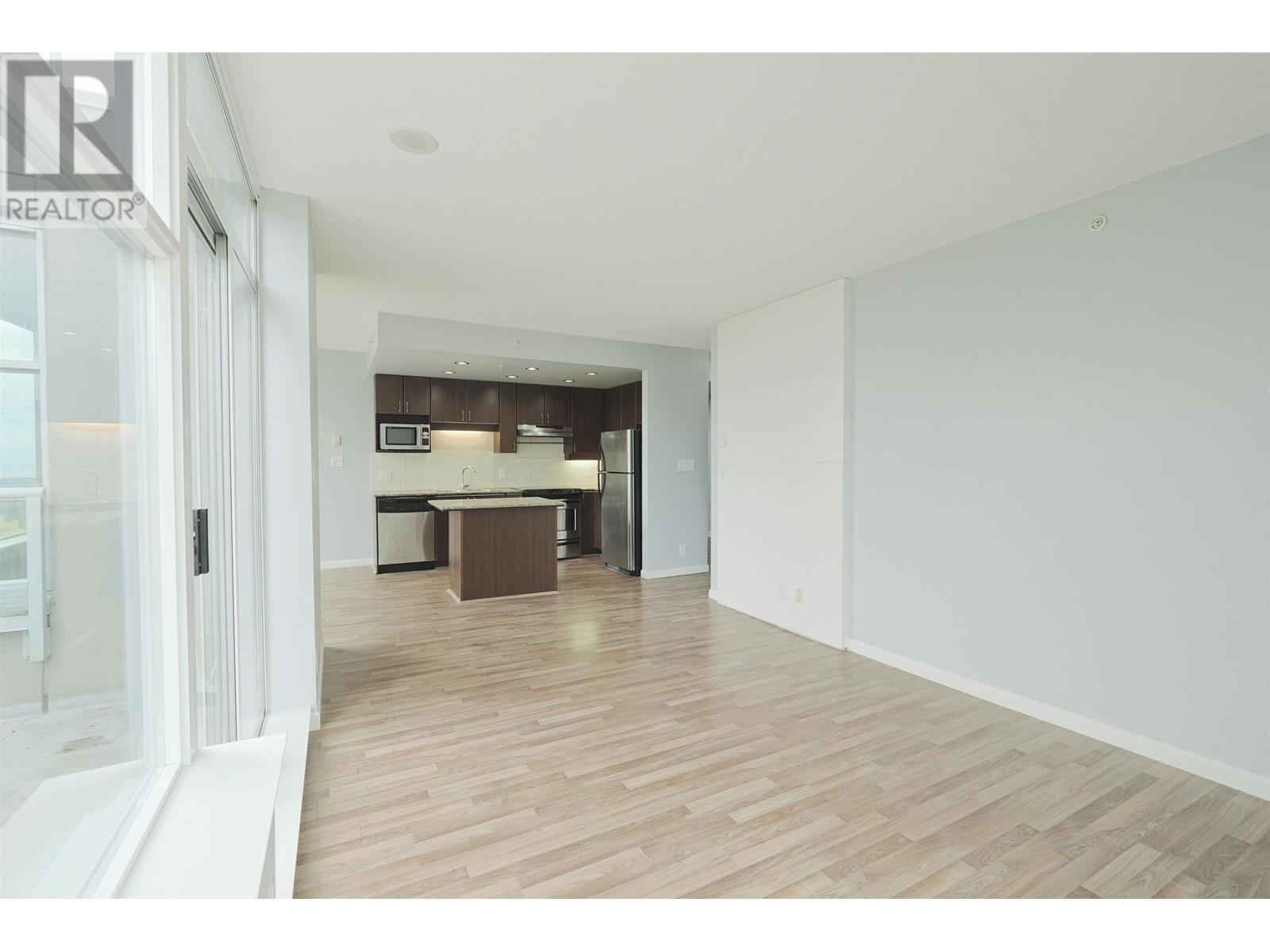 Listing Picture 9 of 14 : 707 9262 UNIVERSITY CRESCENT, Burnaby / 本拿比 - 魯藝地產 Yvonne Lu Group - MLS Medallion Club Member