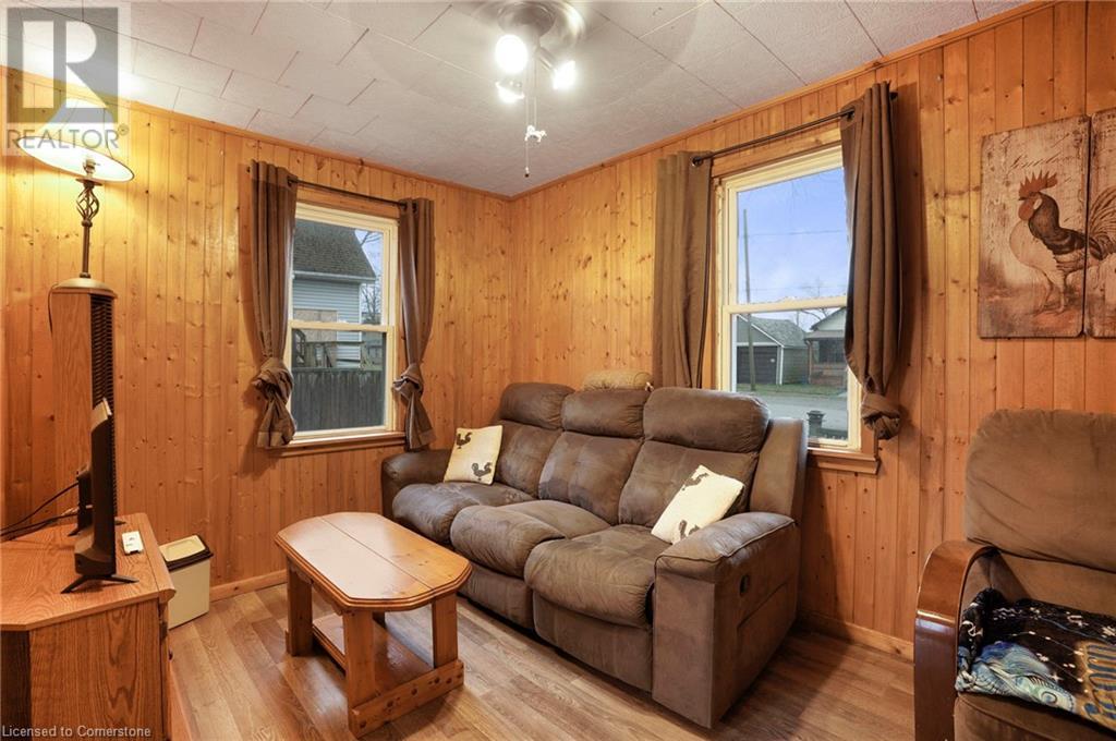 14 Kinnear Street, Port Colborne, Ontario  L3K 1A6 - Photo 5 - 40687189