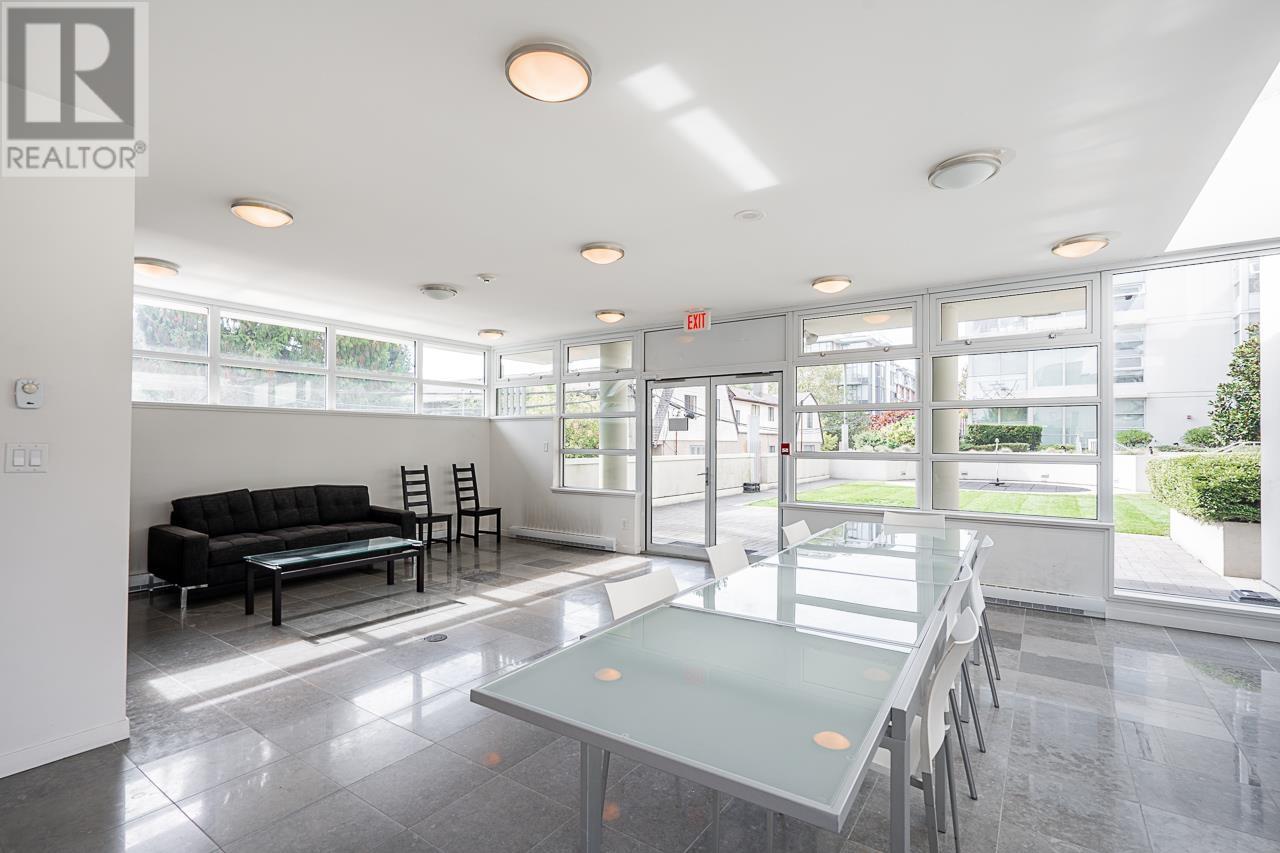 Listing Picture 34 of 40 : 312 2528 MAPLE STREET, Vancouver / 溫哥華 - 魯藝地產 Yvonne Lu Group - MLS Medallion Club Member