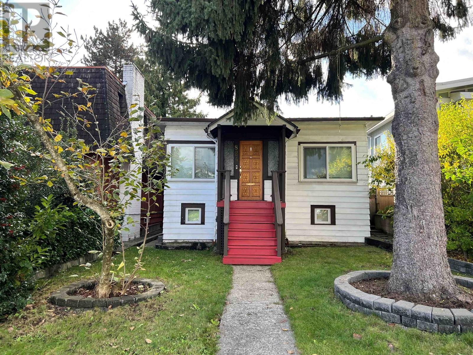 824 Scott Street, New Westminster, British Columbia  V3L 4T8 - Photo 1 - R2952344