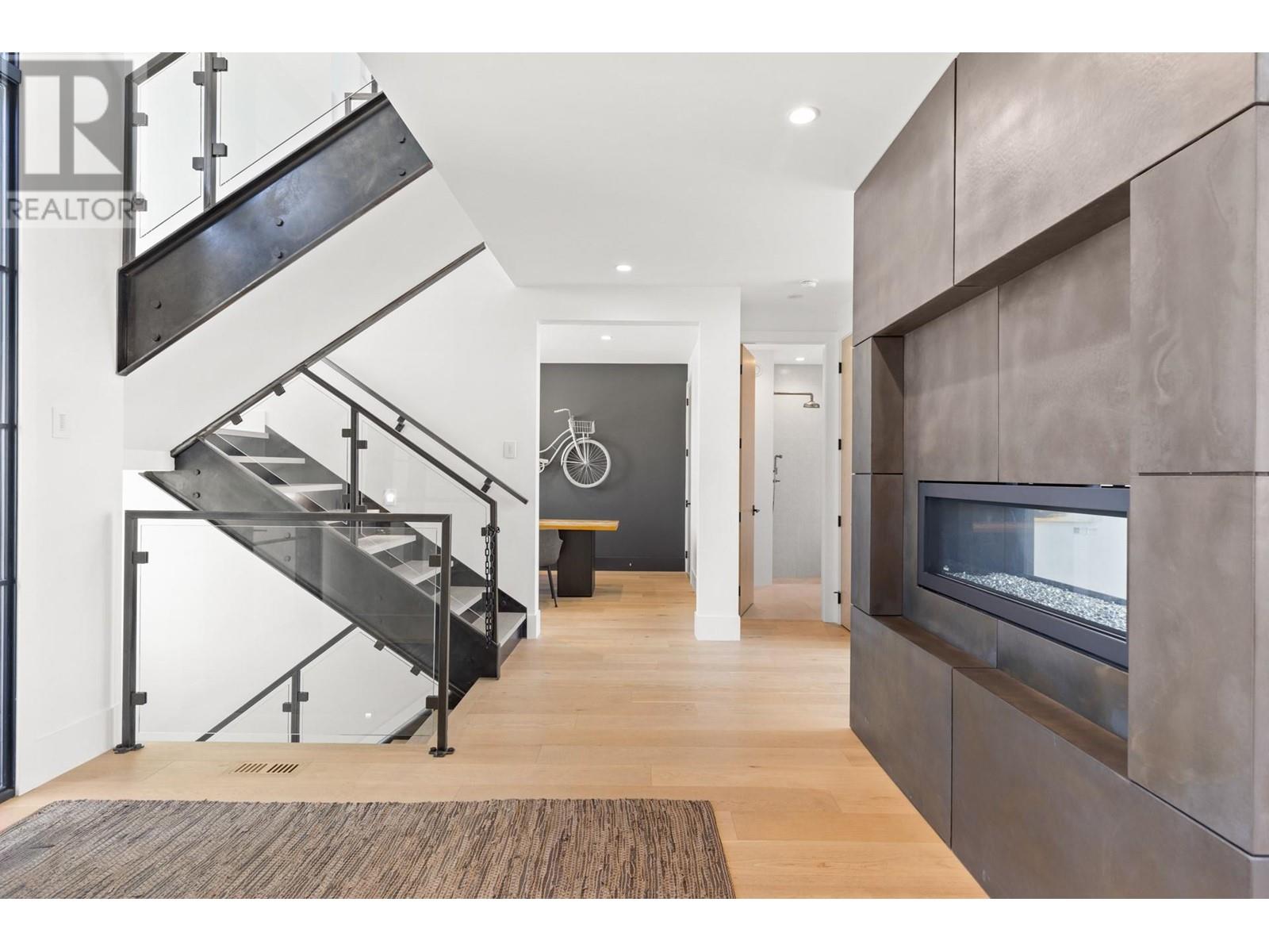 Property at 1462 Rocky Point Drive image 4