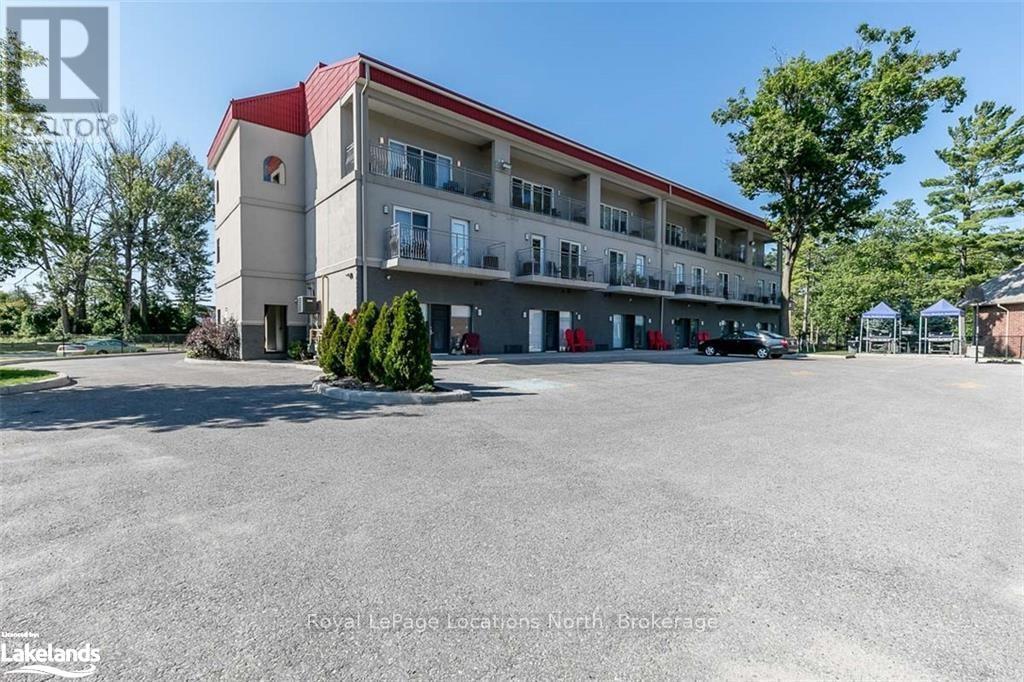 205 - 361 Mosley Street, Wasaga Beach, Ontario  L9Z 2J8 - Photo 2 - S10895074