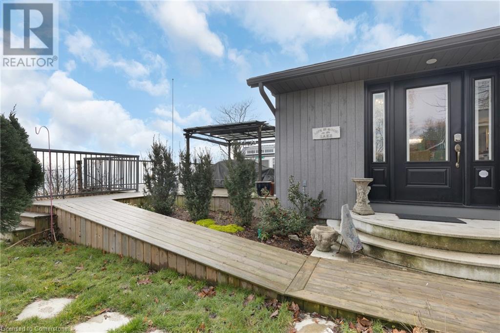 2023 Maple Boulevard, Port Dover, Ontario  N0A 1N2 - Photo 32 - 40687183