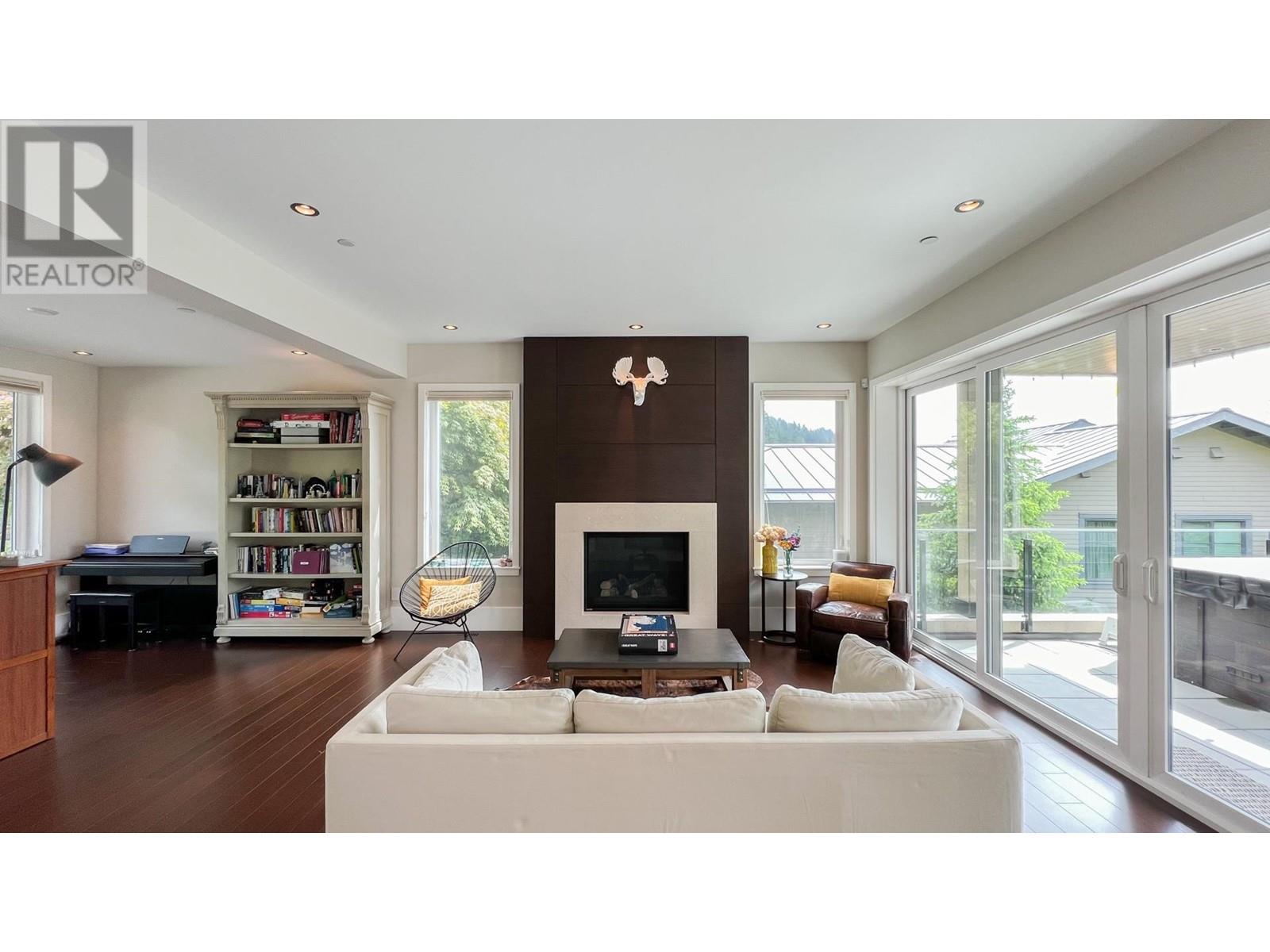 3052 Chippendale Road, West Vancouver, British Columbia  V7S 0A7 - Photo 7 - R2952227