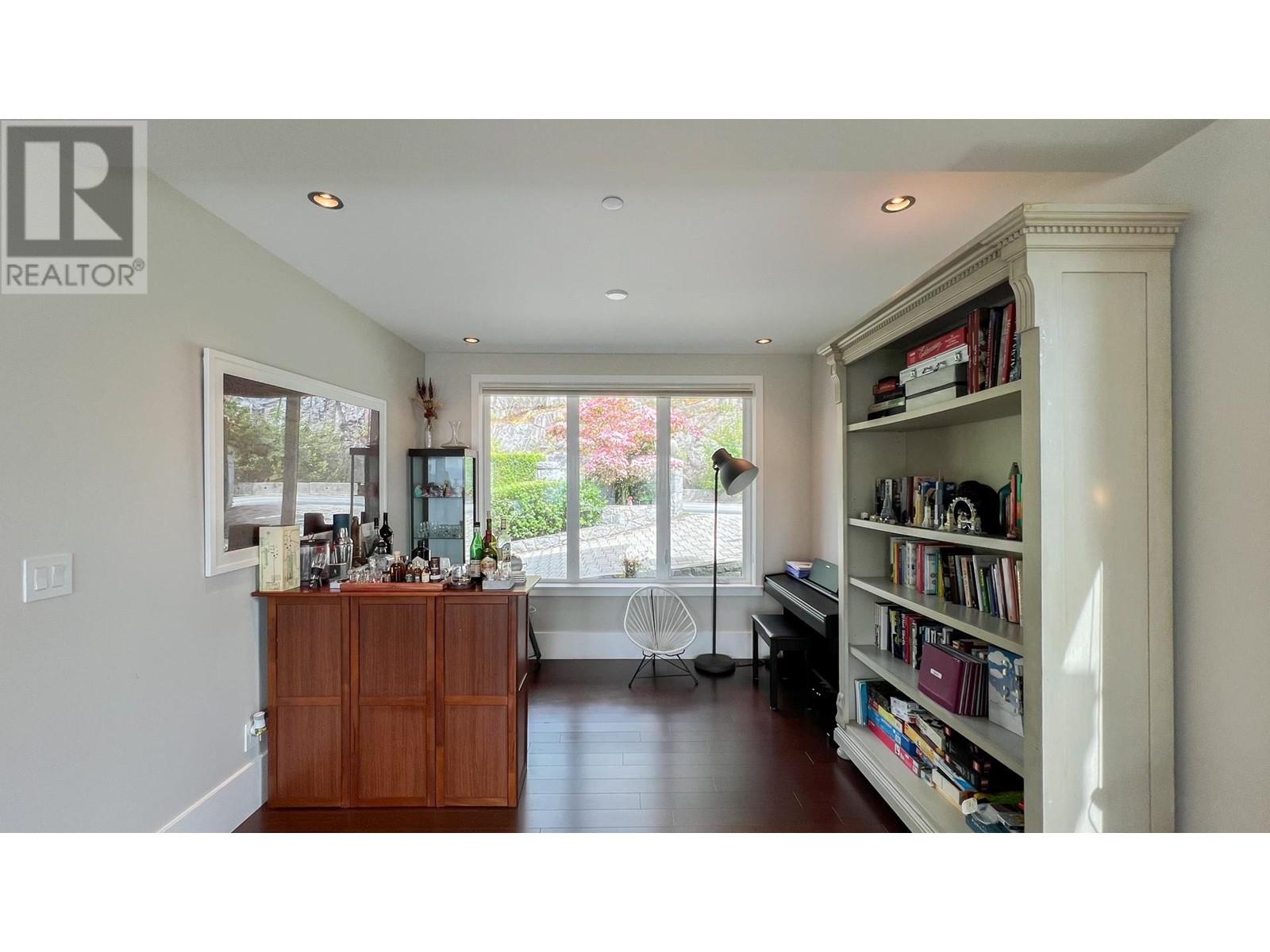 3052 Chippendale Road, West Vancouver, British Columbia  V7S 0A7 - Photo 11 - R2952227