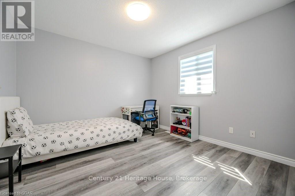 192 Severn Drive, Guelph, Ontario  N1E 0A1 - Photo 21 - X11879894