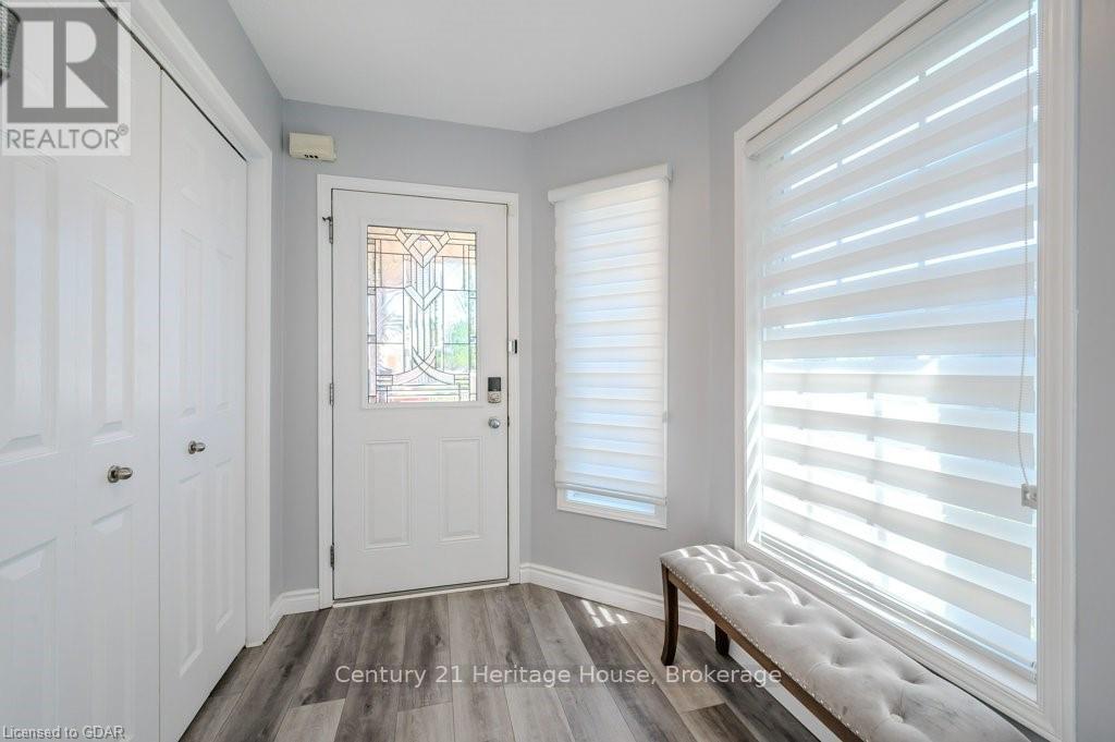 192 Severn Drive, Guelph, Ontario  N1E 0A1 - Photo 6 - X11879894