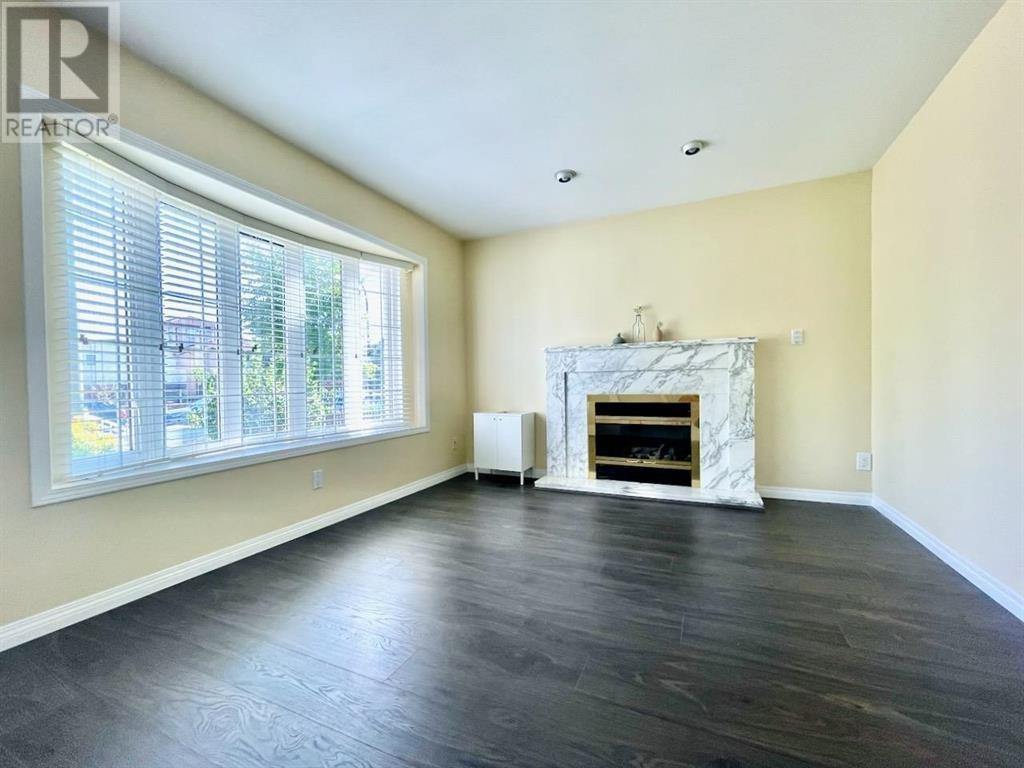 Listing Picture 6 of 31 : 3451 E 45TH AVENUE, Vancouver / 溫哥華 - 魯藝地產 Yvonne Lu Group - MLS Medallion Club Member