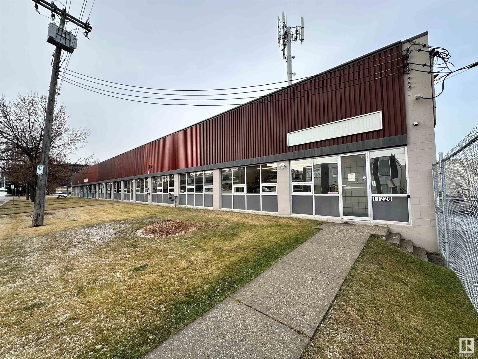 Property at 11216 143 ST NW image