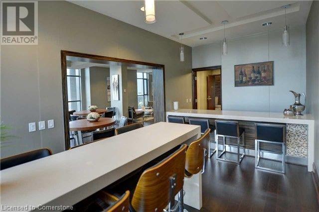 339 Rathburn Road W Unit# 319, Mississauga, Ontario  L5B 0K6 - Photo 2 - 40687477