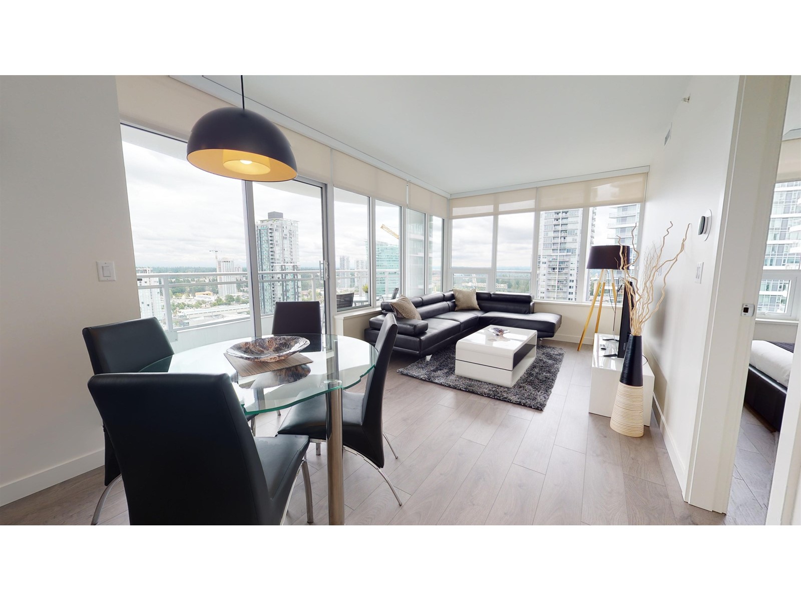 2405 13318 104th Avenue, Surrey, British Columbia  V3T 0R2 - Photo 12 - R2952357