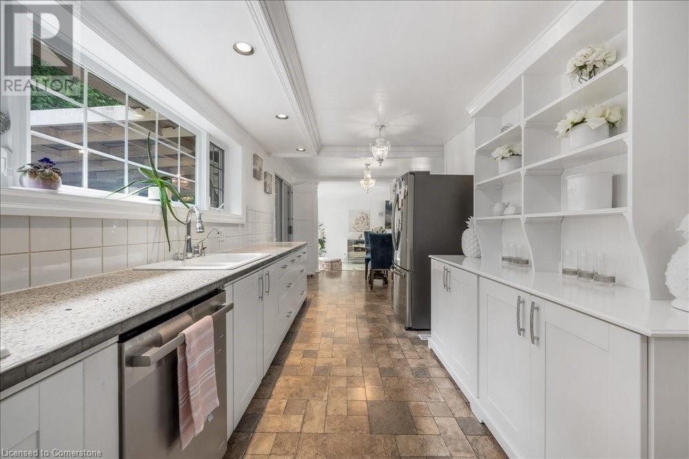 365 Eleanor Place, Ancaster, Ontario  L9G 3J6 - Photo 10 - 40687491