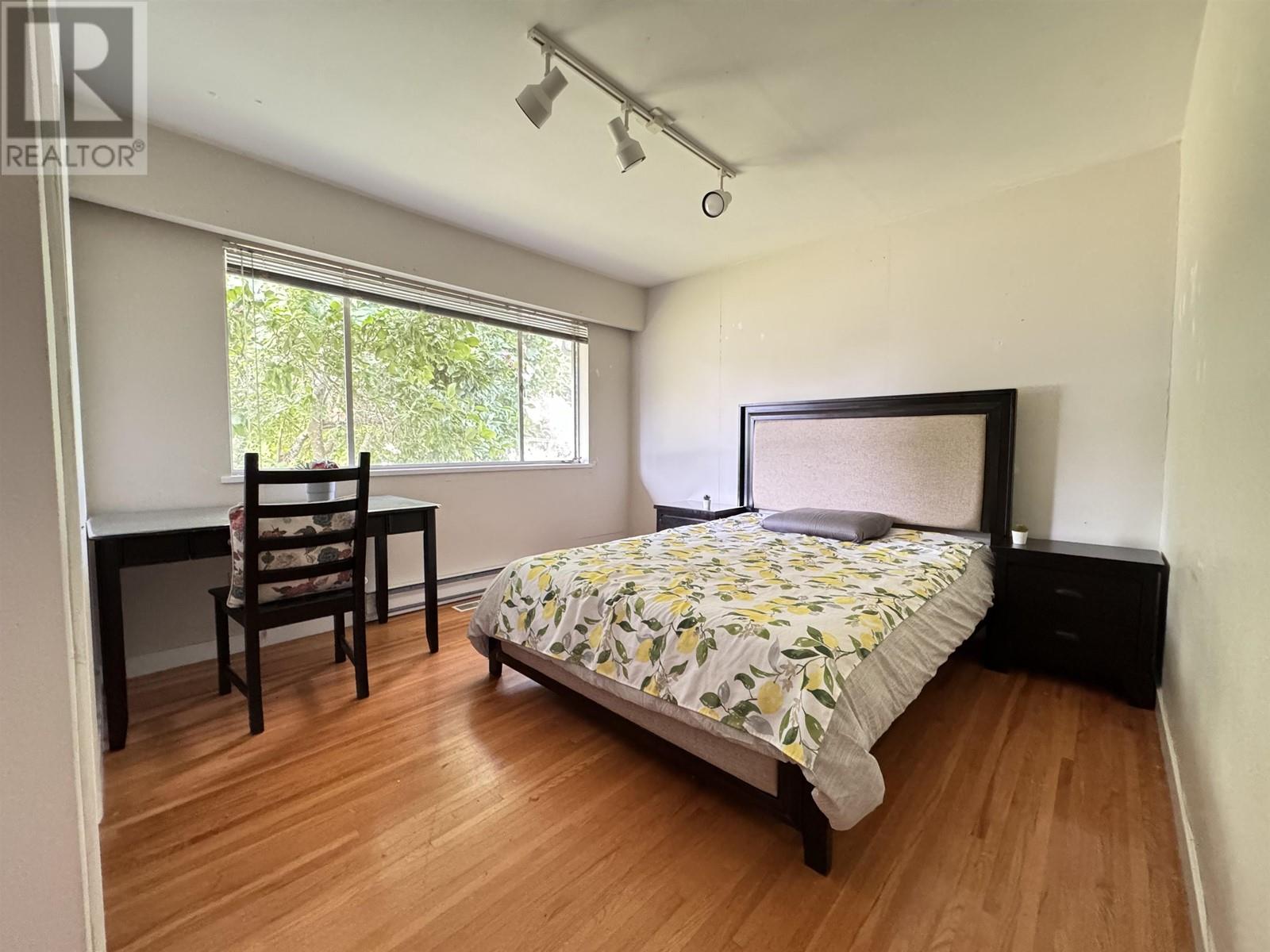 Listing Picture 14 of 23 : 10620 FINLAYSON DRIVE, Richmond / 烈治文 - 魯藝地產 Yvonne Lu Group - MLS Medallion Club Member