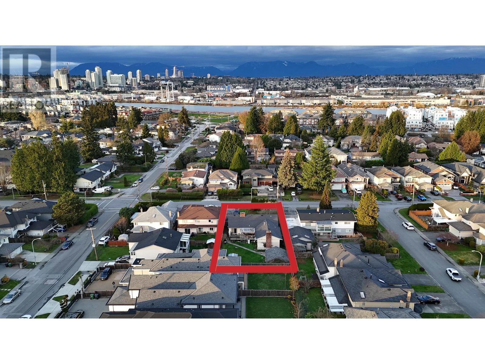 Listing Picture 21 of 23 : 10620 FINLAYSON DRIVE, Richmond / 烈治文 - 魯藝地產 Yvonne Lu Group - MLS Medallion Club Member