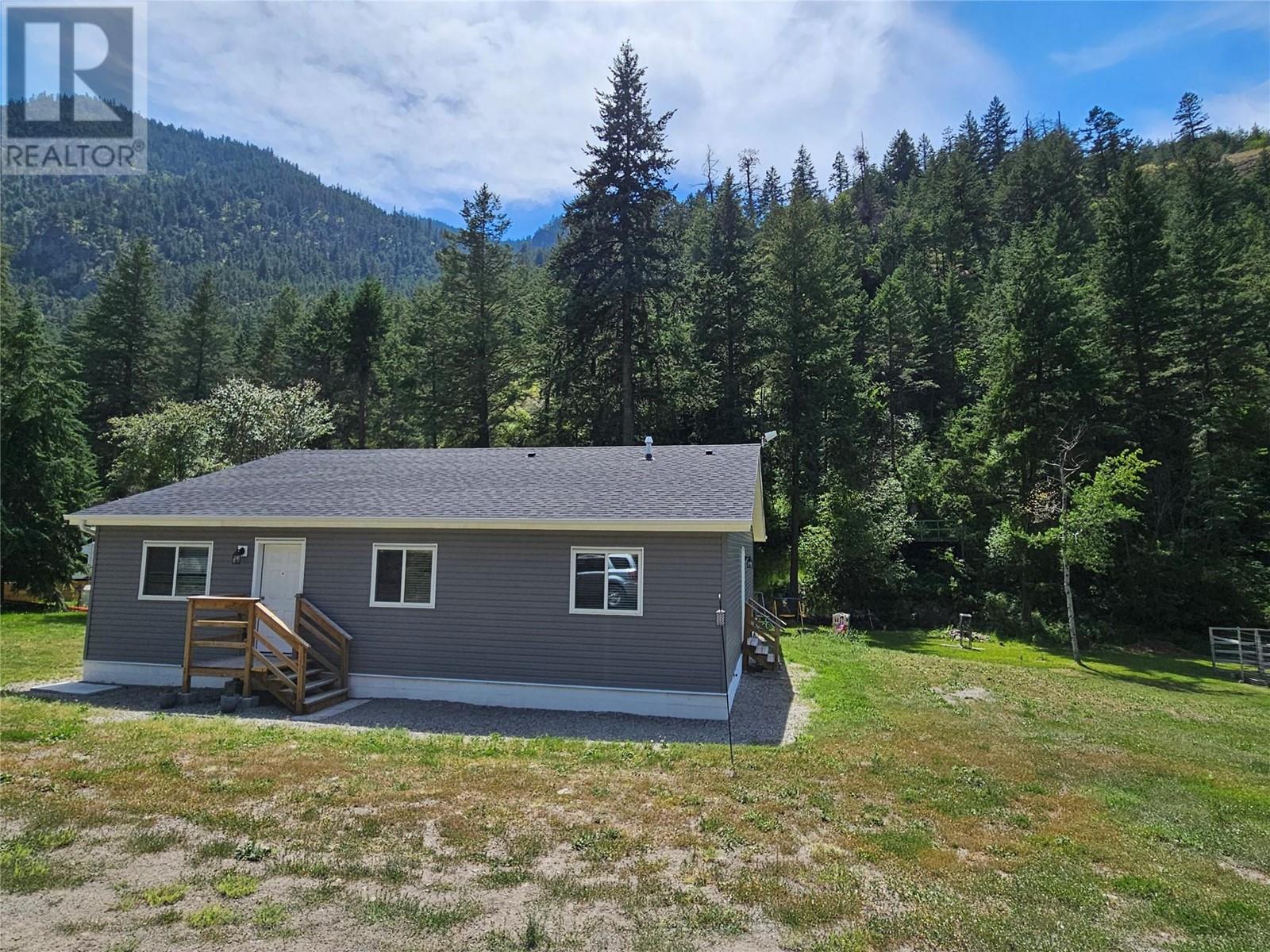 1685 White Lake Road, kaleden, British Columbia