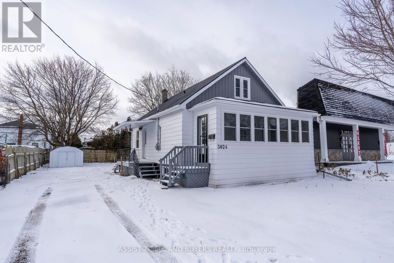 Property at 3024 PITT STREET image 5