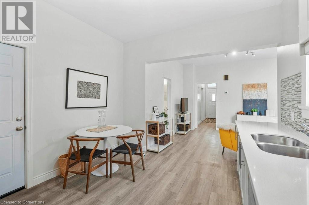 350 John Street N, Hamilton, Ontario  L8L 4R1 - Photo 16 - 40652353