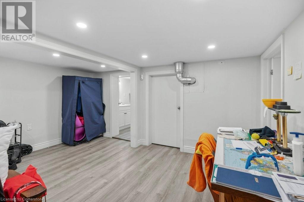 350 John Street N, Hamilton, Ontario  L8L 4R1 - Photo 22 - 40652353