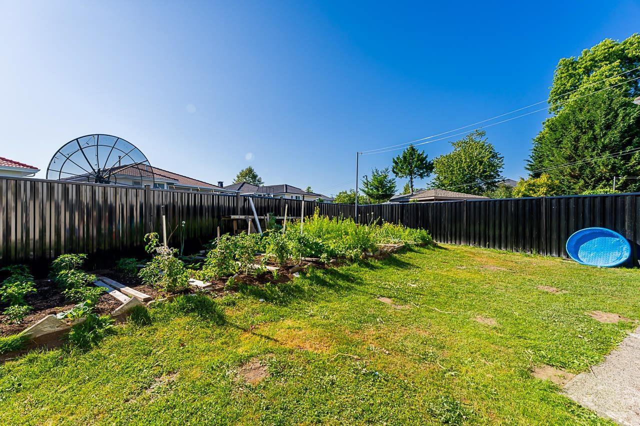 8879 141b Street, Surrey, British Columbia  V3V 7W5 - Photo 35 - R2951921