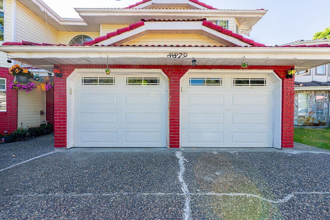 Property at 8879 141B STREET image 3