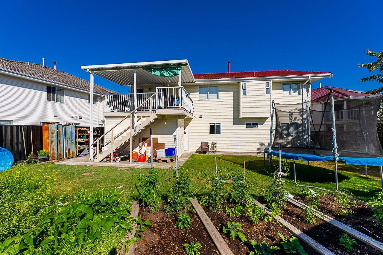 8879 141b Street, Surrey, British Columbia  V3V 7W5 - Photo 38 - R2951921