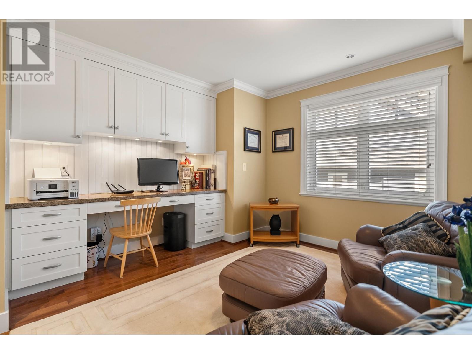 Listing Picture 24 of 40 : 6461 DYKE ROAD, Richmond / 烈治文 - 魯藝地產 Yvonne Lu Group - MLS Medallion Club Member