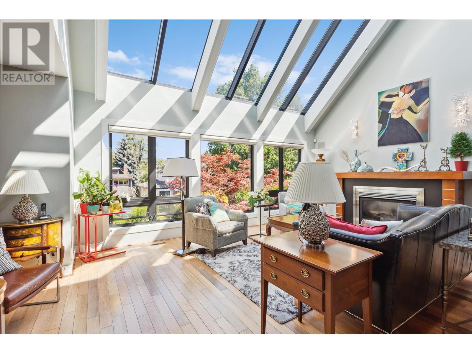 Property at 4468 W 1ST AVENUE image 5