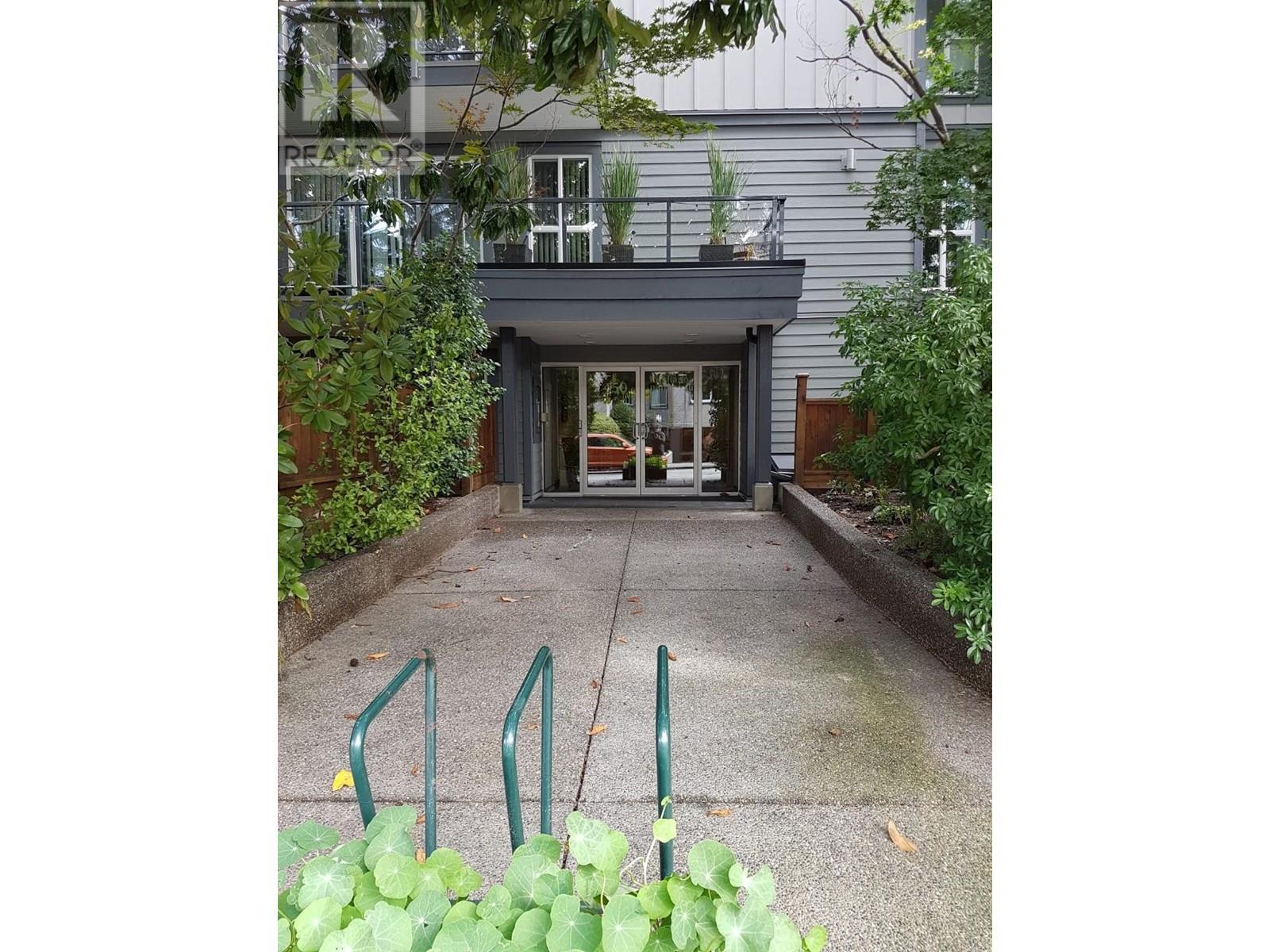 1450 Laburnum Street, Vancouver, British Columbia  V6J 3W3 - Photo 1 - R2952365