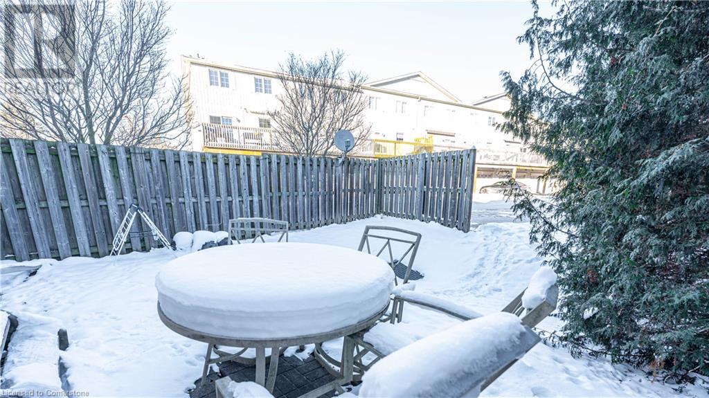 85 Bankside Drive Unit# E34, Kitchener, Ontario  N2N 3M4 - Photo 5 - 40687506