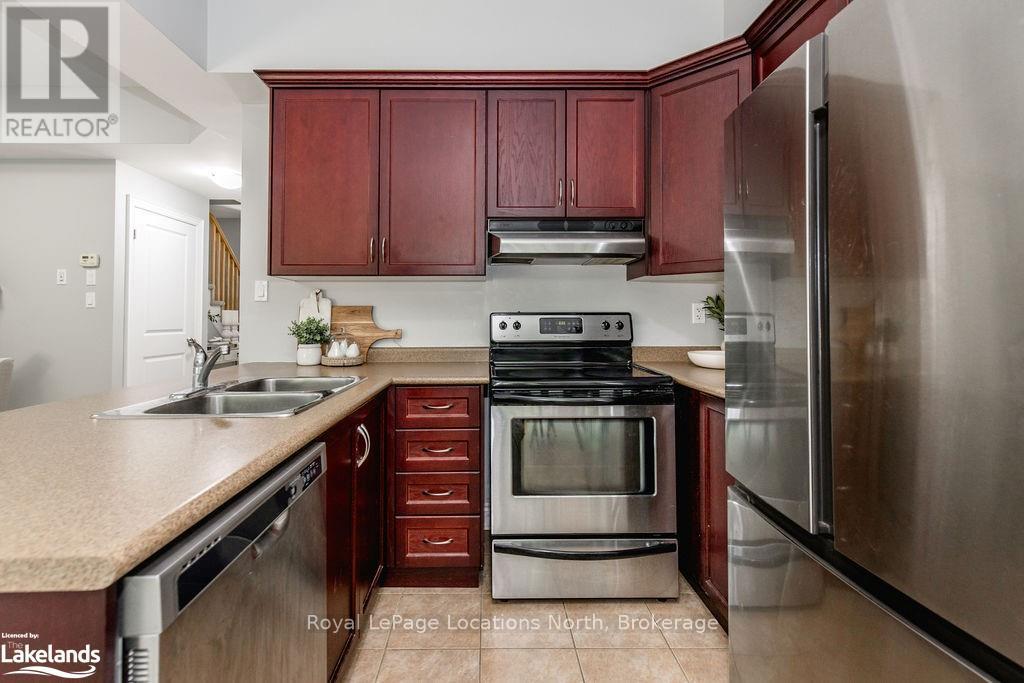 21 Covington Blue Crescent, Wasaga Beach, Ontario  L9Z 0E4 - Photo 11 - S10434176