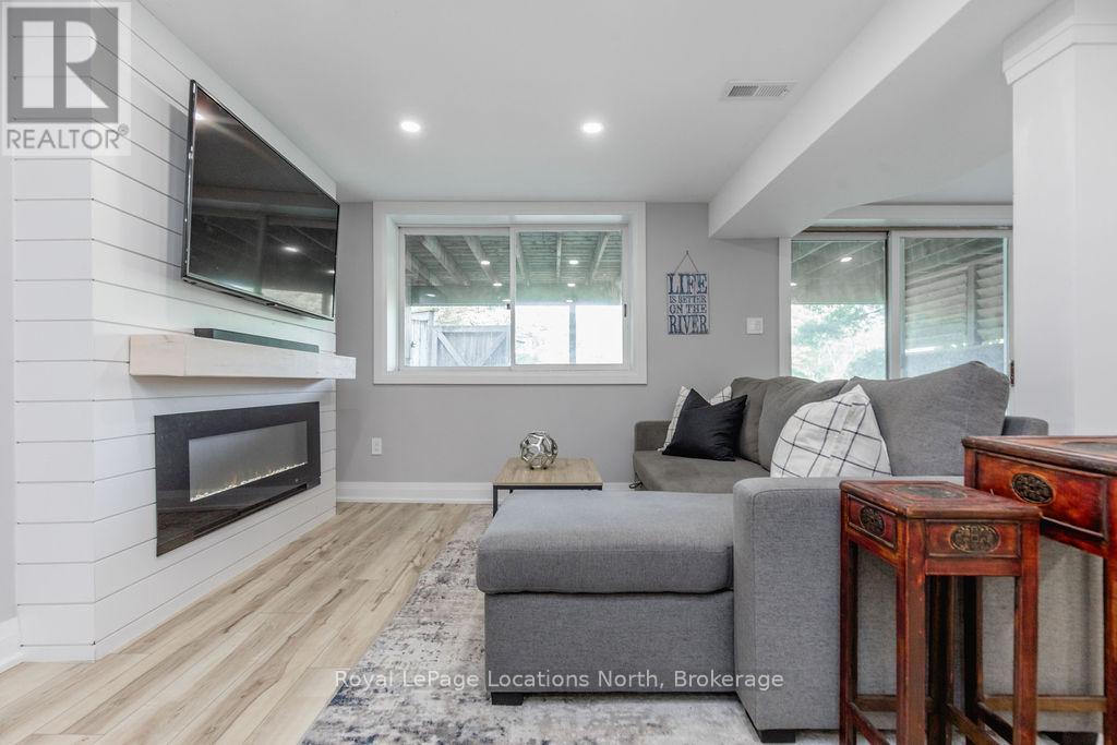 157 Woodland Drive, Wasaga Beach, Ontario  L9Z 2V4 - Photo 23 - S11881295