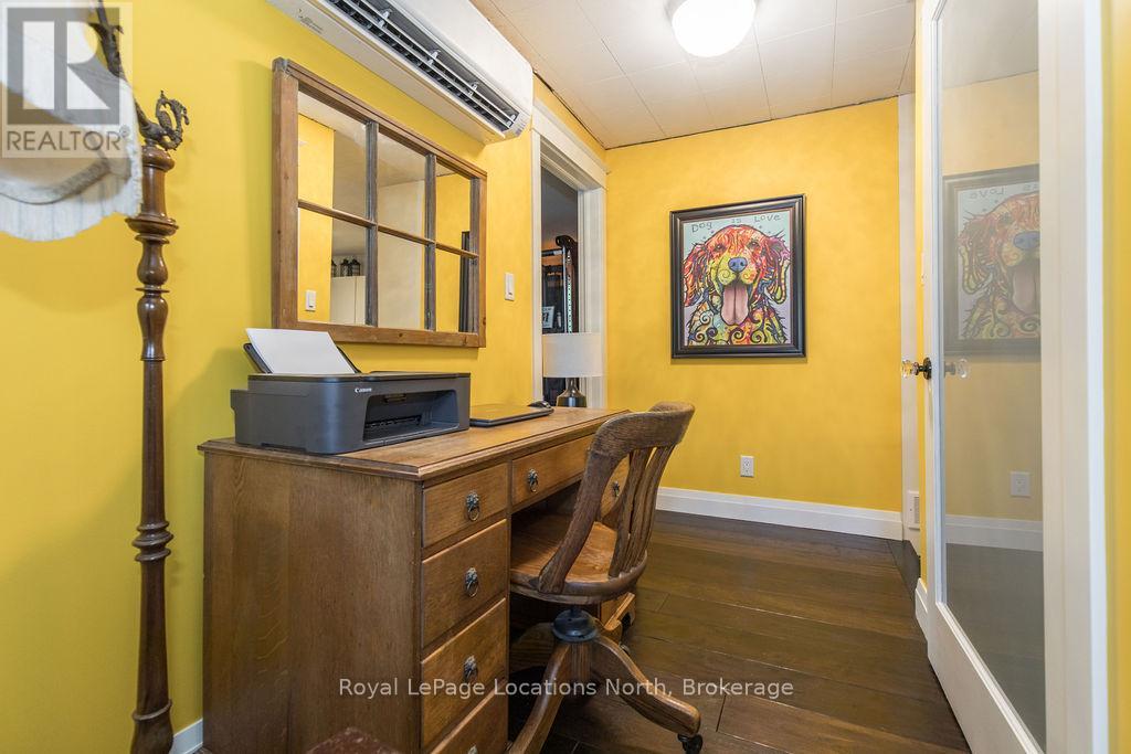 1 Erie Street, Clearview, Ontario  L0M 1H0 - Photo 13 - S11882639