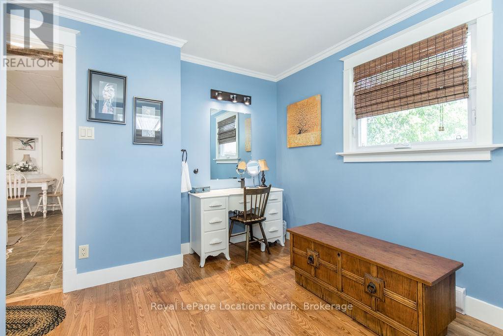 1 Erie Street, Clearview, Ontario  L0M 1H0 - Photo 18 - S11882639