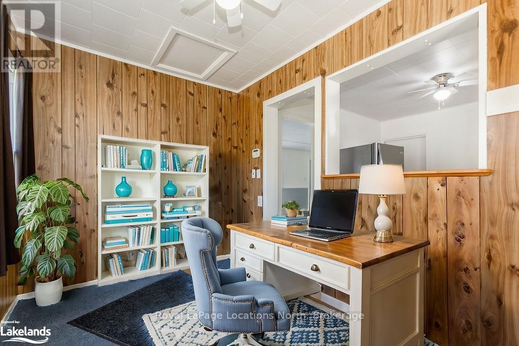 5358 Penetanguishene Road, Springwater, Ontario  L0L 1P0 - Photo 16 - S10438693