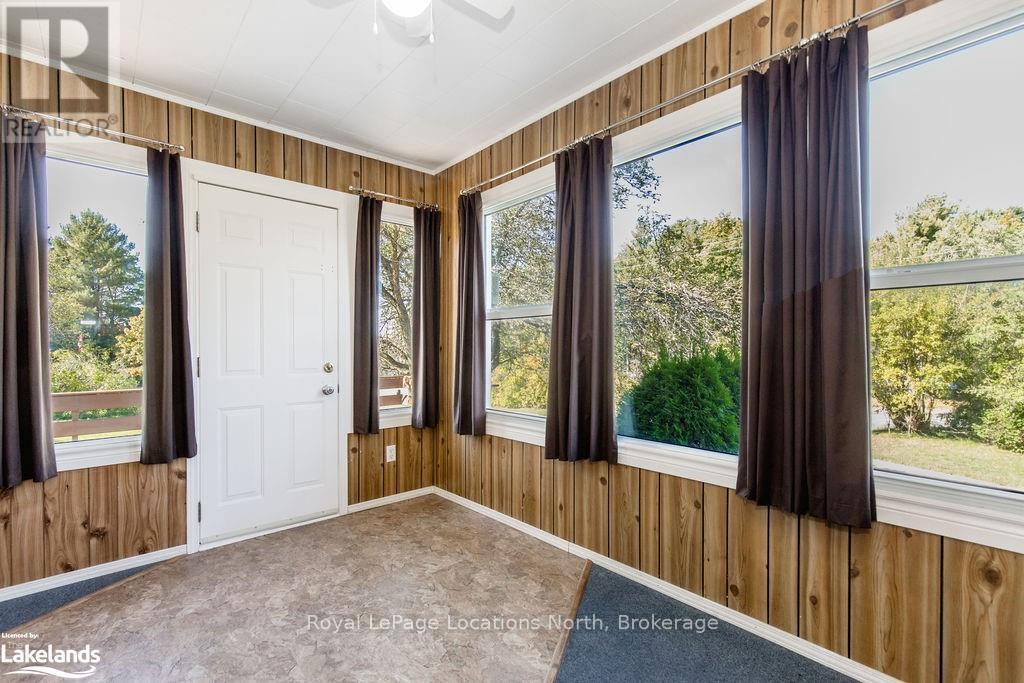 5358 Penetanguishene Road, Springwater, Ontario  L0L 1P0 - Photo 18 - S10438693