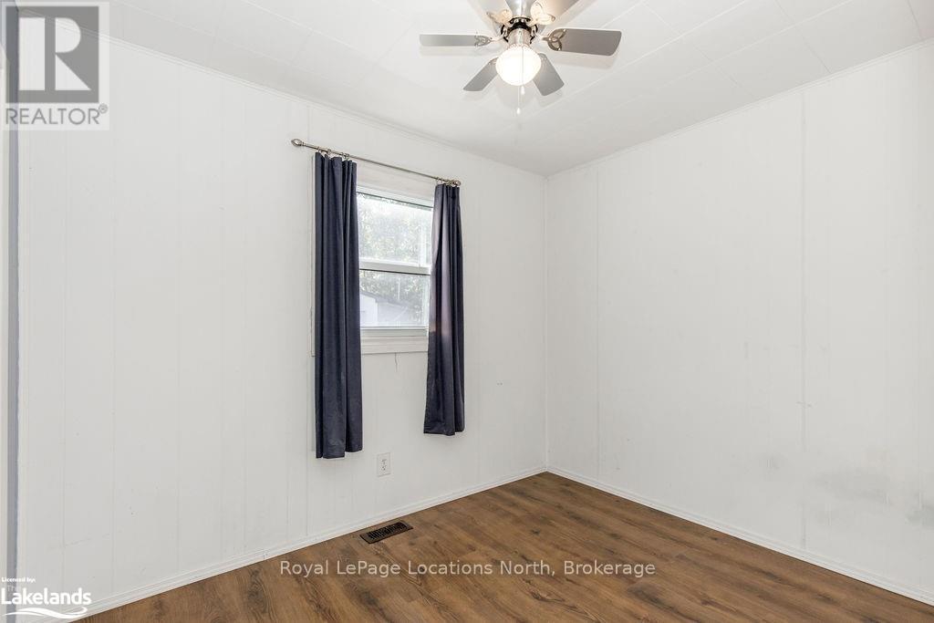 5358 Penetanguishene Road, Springwater, Ontario  L0L 1P0 - Photo 22 - S10438693