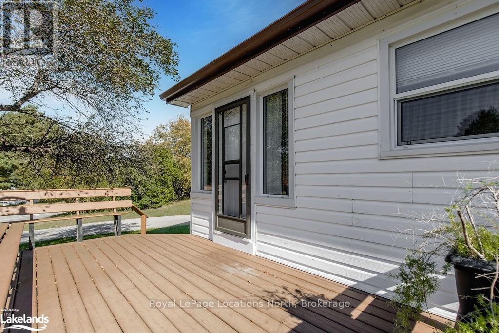 5358 Penetanguishene Road, Springwater, Ontario  L0L 1P0 - Photo 24 - S10438693