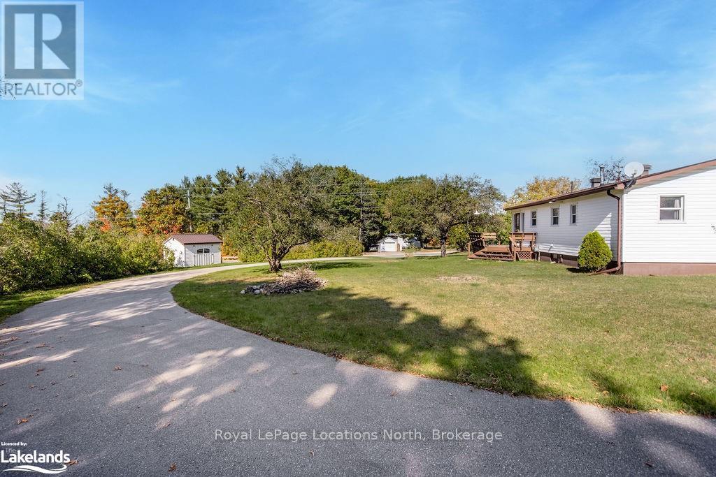 5358 Penetanguishene Road, Springwater, Ontario  L0L 1P0 - Photo 26 - S10438693